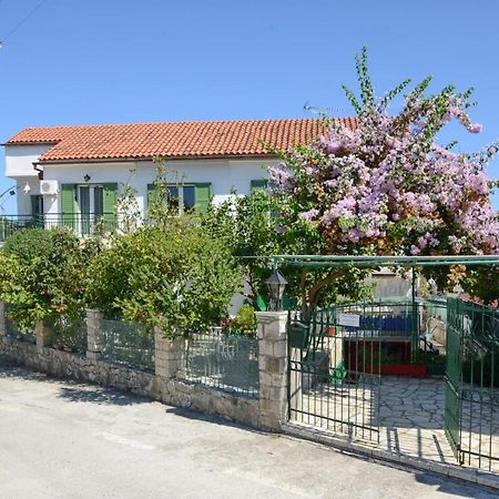 Eirini - Loggos Apartments Longós Eksteriør bilde